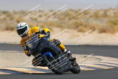 media/Apr-09-2022-SoCal Trackdays (Sat) [[c9e19a26ab]]/Turn 16 (2pm)/